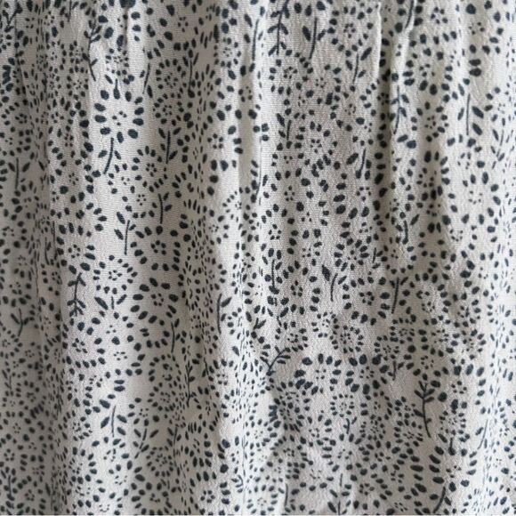 Lulus Romance In Bloom Floral Ruffled Tiered Midi Dress Medium NWT Green - Picture 9 of 9